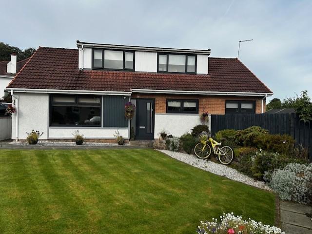 4 bedroom bungalow for sale