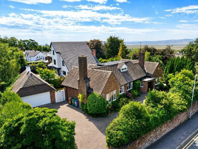4 bedroom bungalow for sale