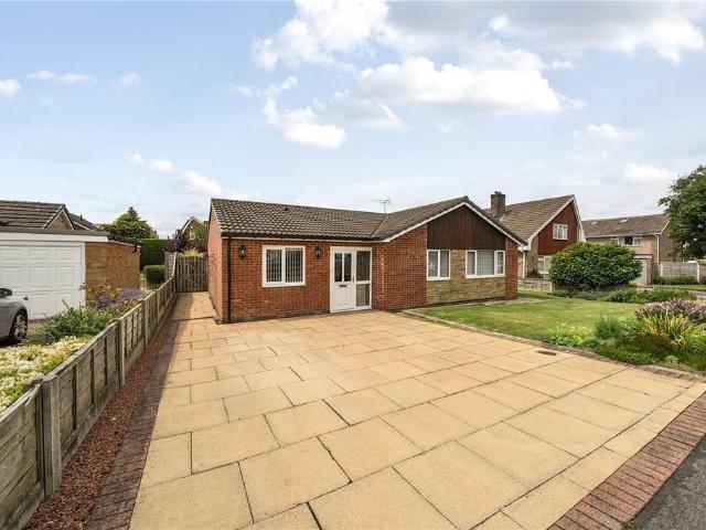4 bedroom bungalow for sale