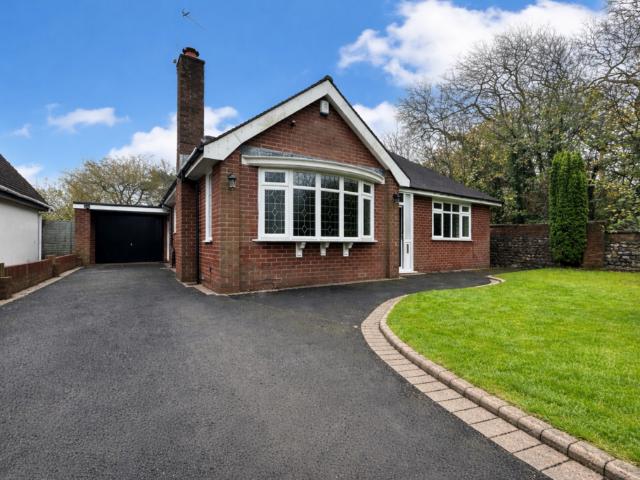4 bedroom bungalow for sale