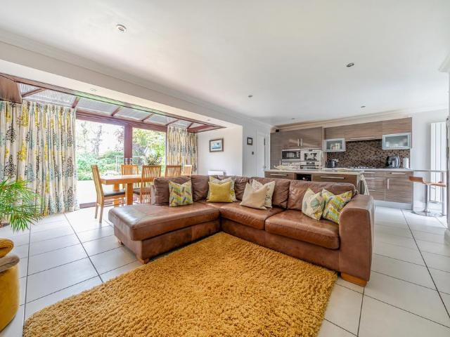 4 bedroom bungalow for sale