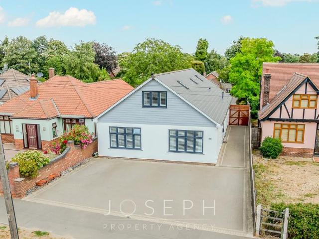 4 bedroom bungalow for sale
