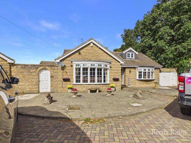 4 bedroom bungalow for sale