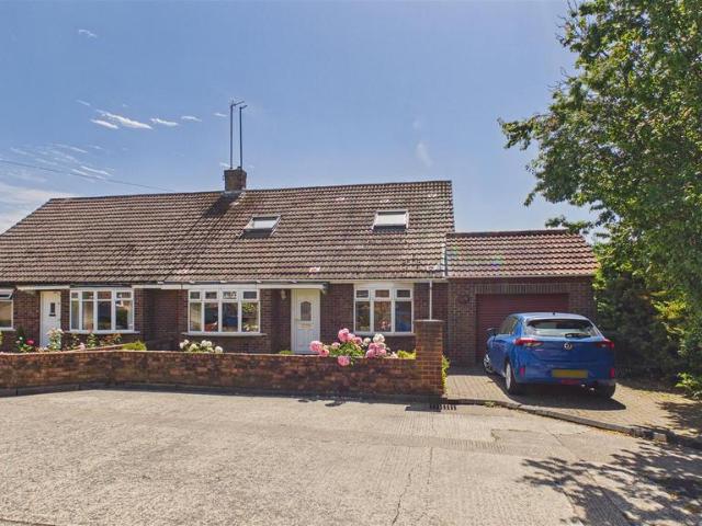 4 bedroom bungalow for sale