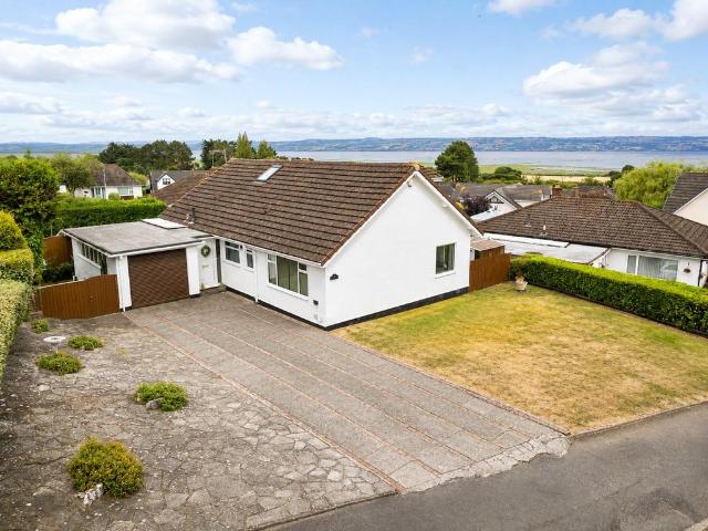 4 bedroom bungalow for sale