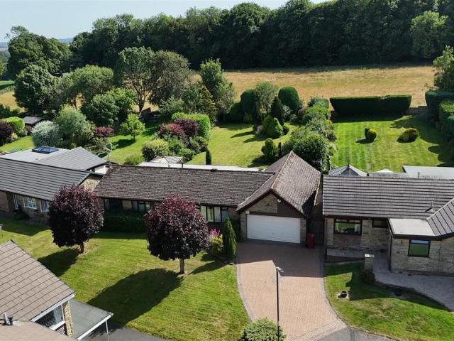 4 bedroom bungalow for sale
