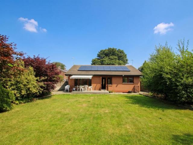 4 bedroom bungalow for sale