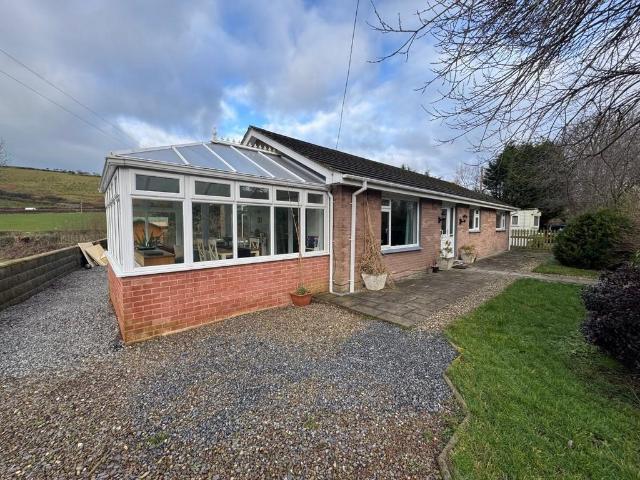 4 bedroom bungalow for sale