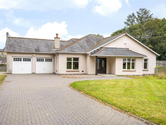 4 bedroom bungalow for sale