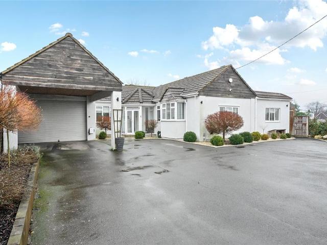 4 bedroom bungalow for sale