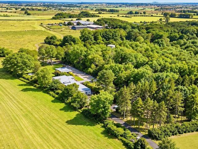 4 bedroom bungalow for sale