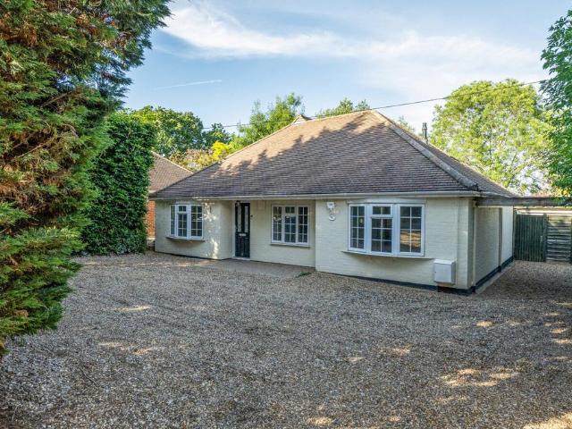 4 bedroom bungalow for sale
