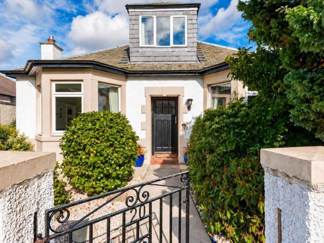 4 bedroom bungalow for sale