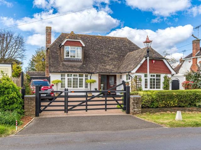 4 bedroom bungalow for sale