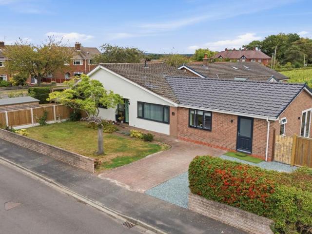 4 bedroom bungalow for sale