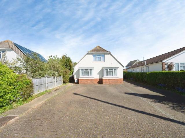 4 bedroom bungalow for sale