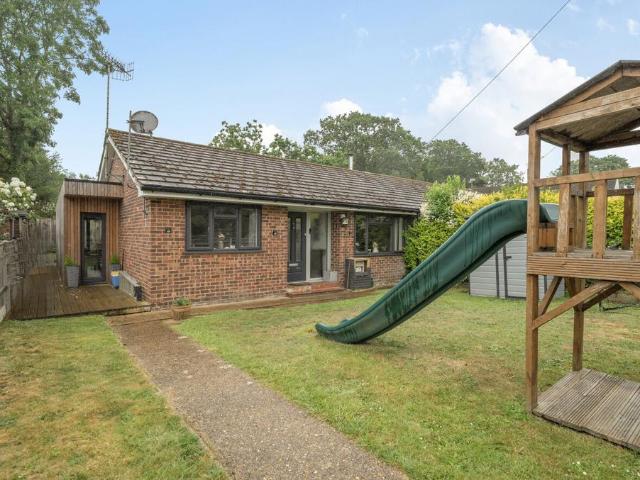 4 bedroom bungalow for sale