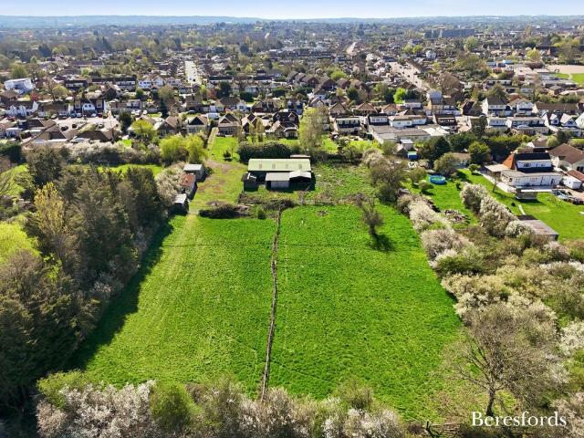 4 bedroom bungalow for sale