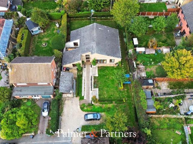 4 bedroom bungalow for sale