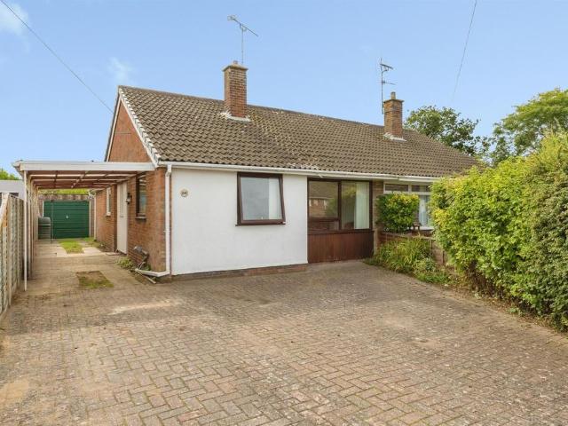4 bedroom bungalow for sale