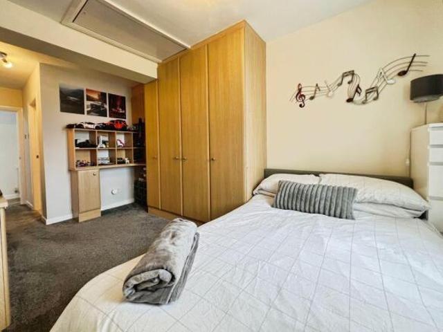 4 bedroom bungalow for sale in Belmont View, Bolton, BL2