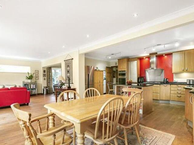 4 Bedroom Bungalow For Sale In Bushey, Hertfordshire
