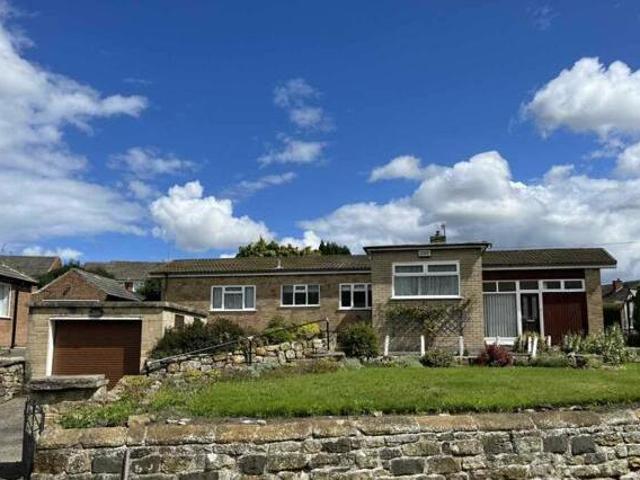 4 Bedroom Bungalow For Sale In Guisborough, North Yorkshire