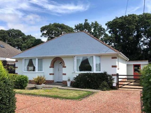 4 Bedroom Bungalow For Sale In New Milton, Hampshire