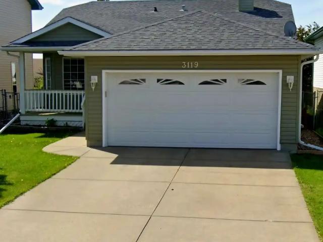 4 Bedroom Bungalow in NE Off Henday and Yellowhead