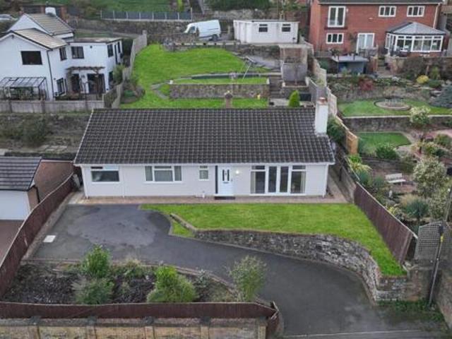4 Bedroom Bungalow Moss Moss 101059943