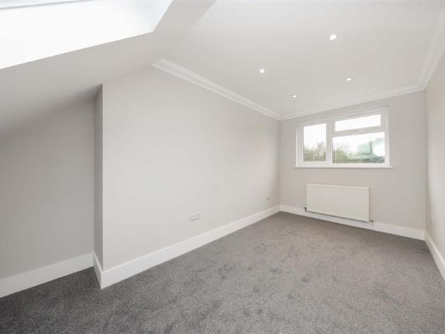 4 bedroom bungalow semi detached
