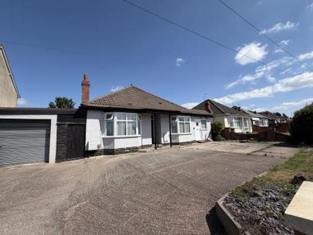 4 bedroom Bungalow To Let