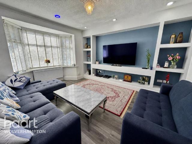 4 bedroom bungalow to rent