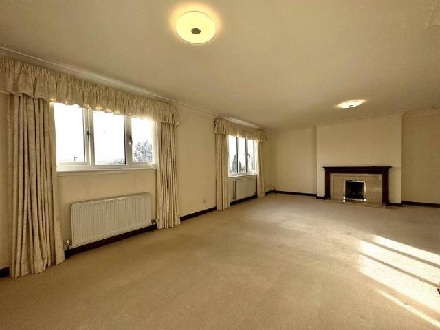 4 bedroom bungalow to rent