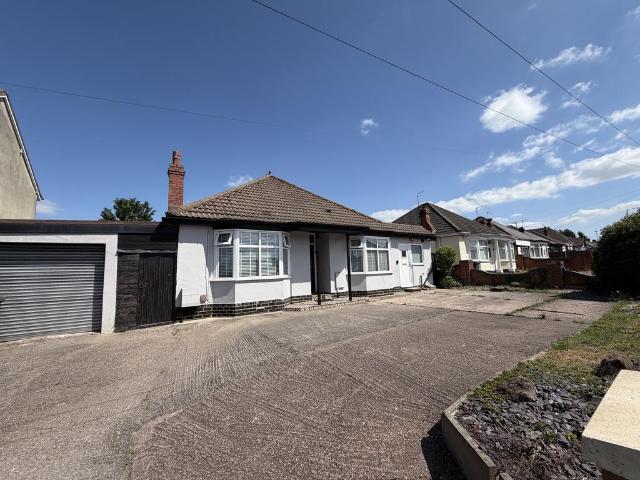 4 bedroom bungalow to rent