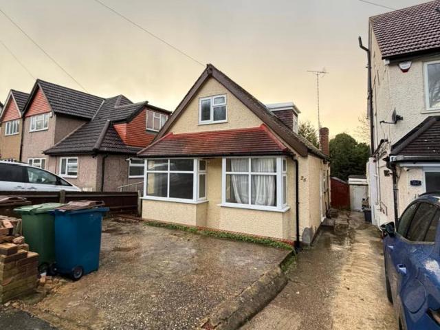 4 bedroom bungalow to rent