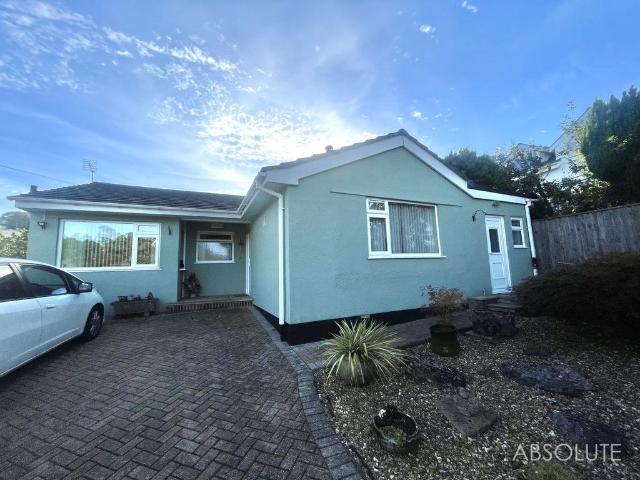 4 bedroom bungalow to rent