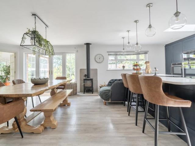 4 Bedroom House To Rent in Rolvenden