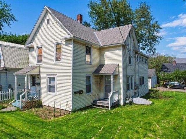 4 bedroom, Burlington VT 05408 104444915