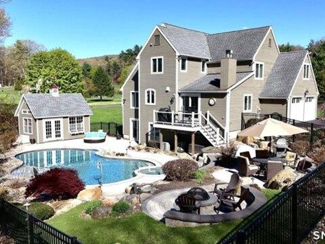 4 bedroom, Burlington CT 06013 104649977