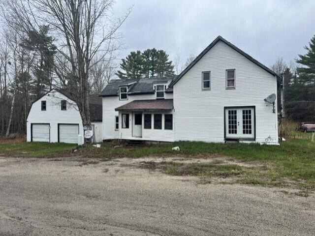 4 bedroom, Burlington ME 04417 105678948