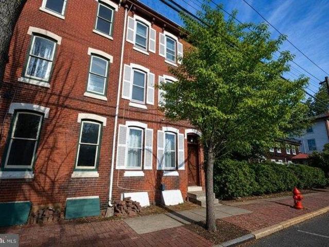 4 bedroom, Burlington NJ 08016 105276484