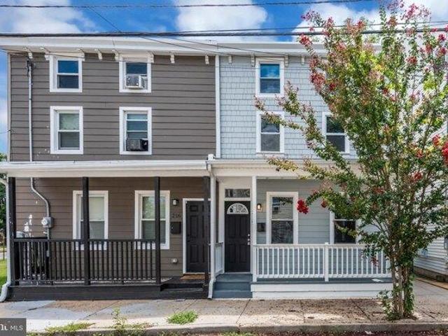 4 bedroom, Burlington NJ 08016 105289286