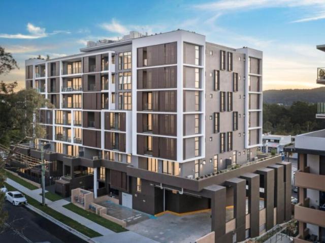 4 Bedroom Apartment Gosford NSW 102714514
