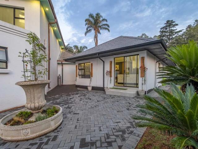4 Bedroom GardenCottage to Rent in Northcliff