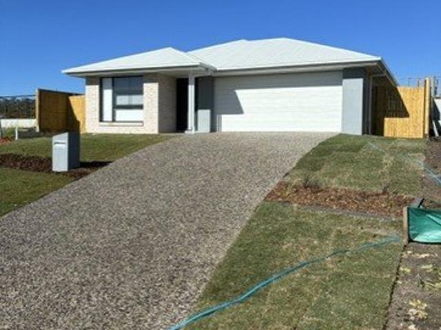 4 Bedroom Gem!