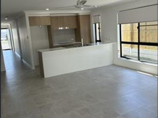4 Bedroom Gem!