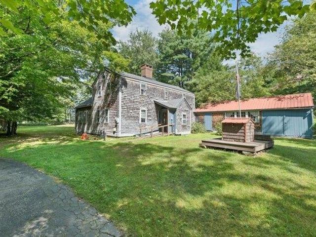 4 bedroom, Gilmanton NH 03837 105443125