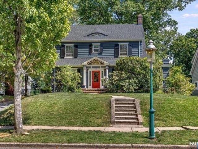 4 bedroom, Glen Ridge NJ 07028 105576929