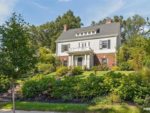 4 bedroom, Glen Ridge NJ 07028 105658125